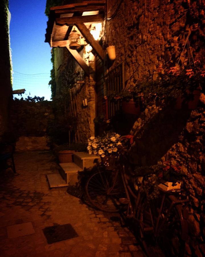 Bed and Breakfast Il Borgo Antico à Rocca Massima Extérieur photo